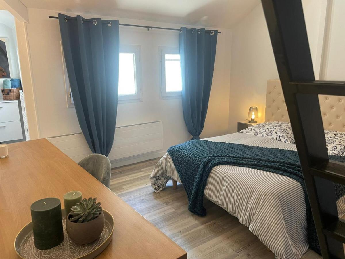 Appartamento Le Bleu De Senlis Senlis  Esterno foto
